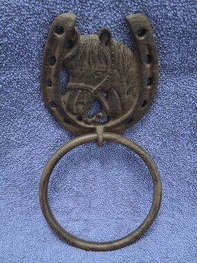 Vintage Cast Iron Horse Head Horseshoe Towel Ring Holder Farmhouse Western Decor